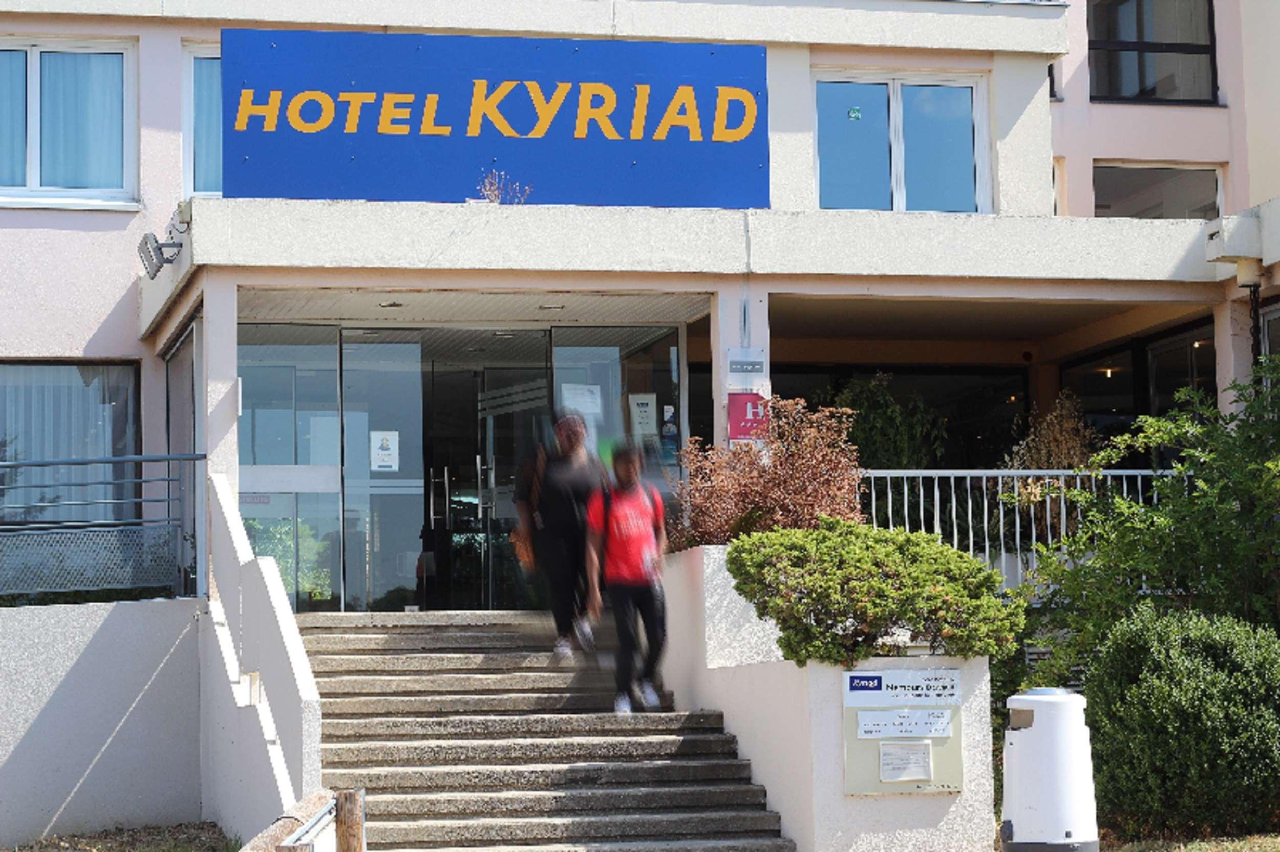 Kyriad Немур Экстерьер фото